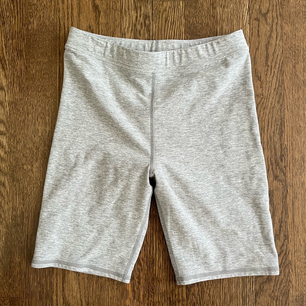 Alo biker shorts never worn